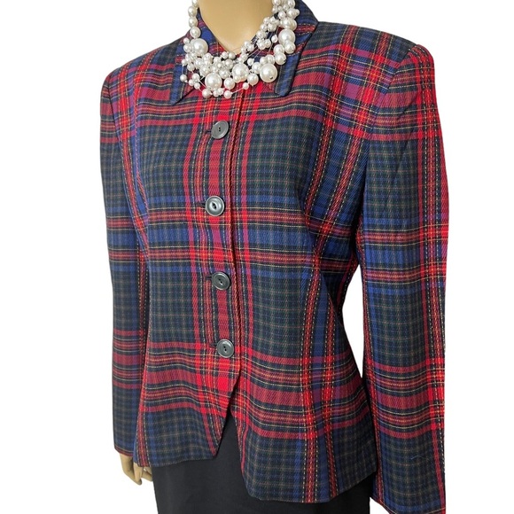 ELLEN TRACY LADYS SHORT BLAZER SIZE 12 CAN BE WORN WITH JEANS OR DRESS S…VEN23 - Picture 11 of 16